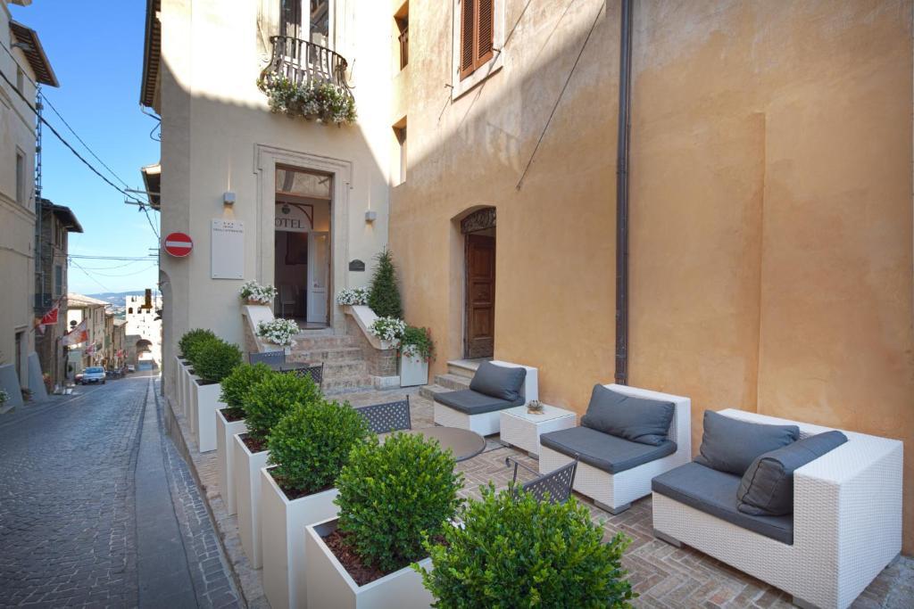 Hotel Degli Affreschi Montefalco Luaran gambar